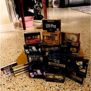 43 new cassettes tapes rare tapes described on video
